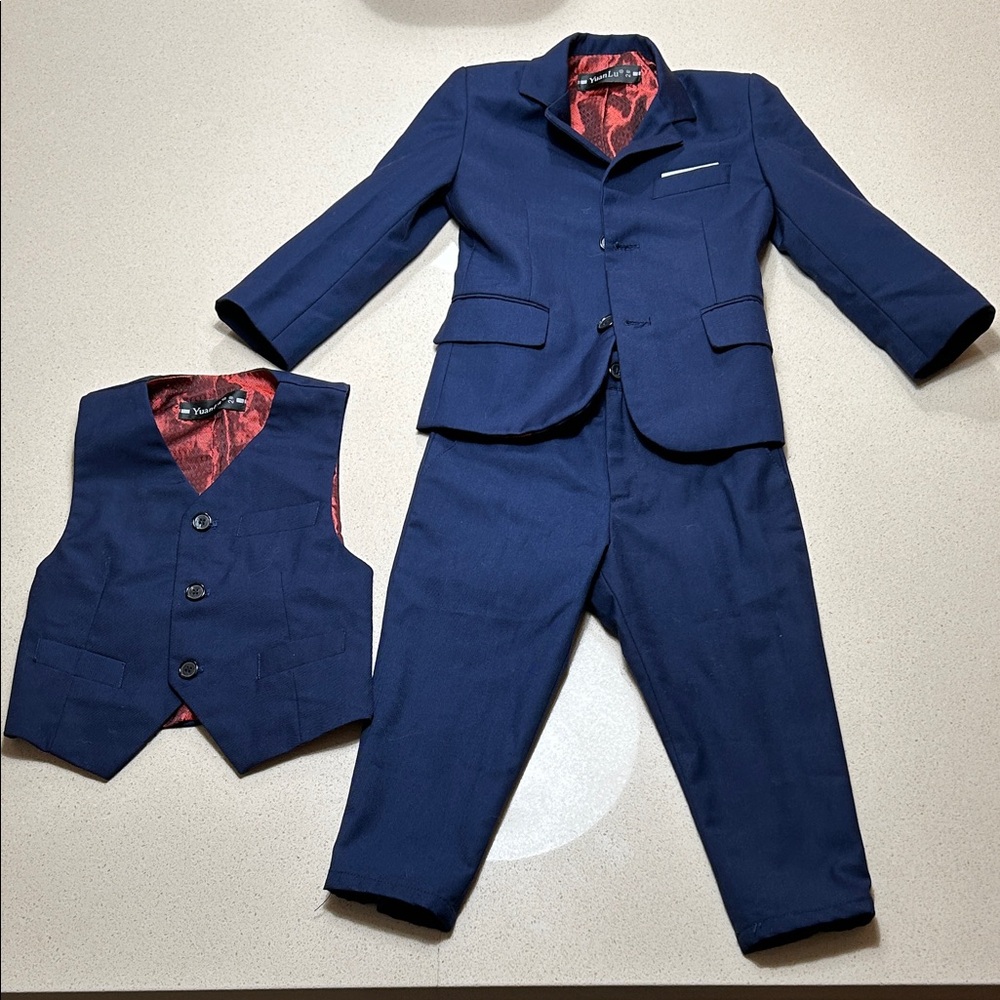 Boys' Navy 3-Piece Suit Set with Vest - Classic Formal Outfit